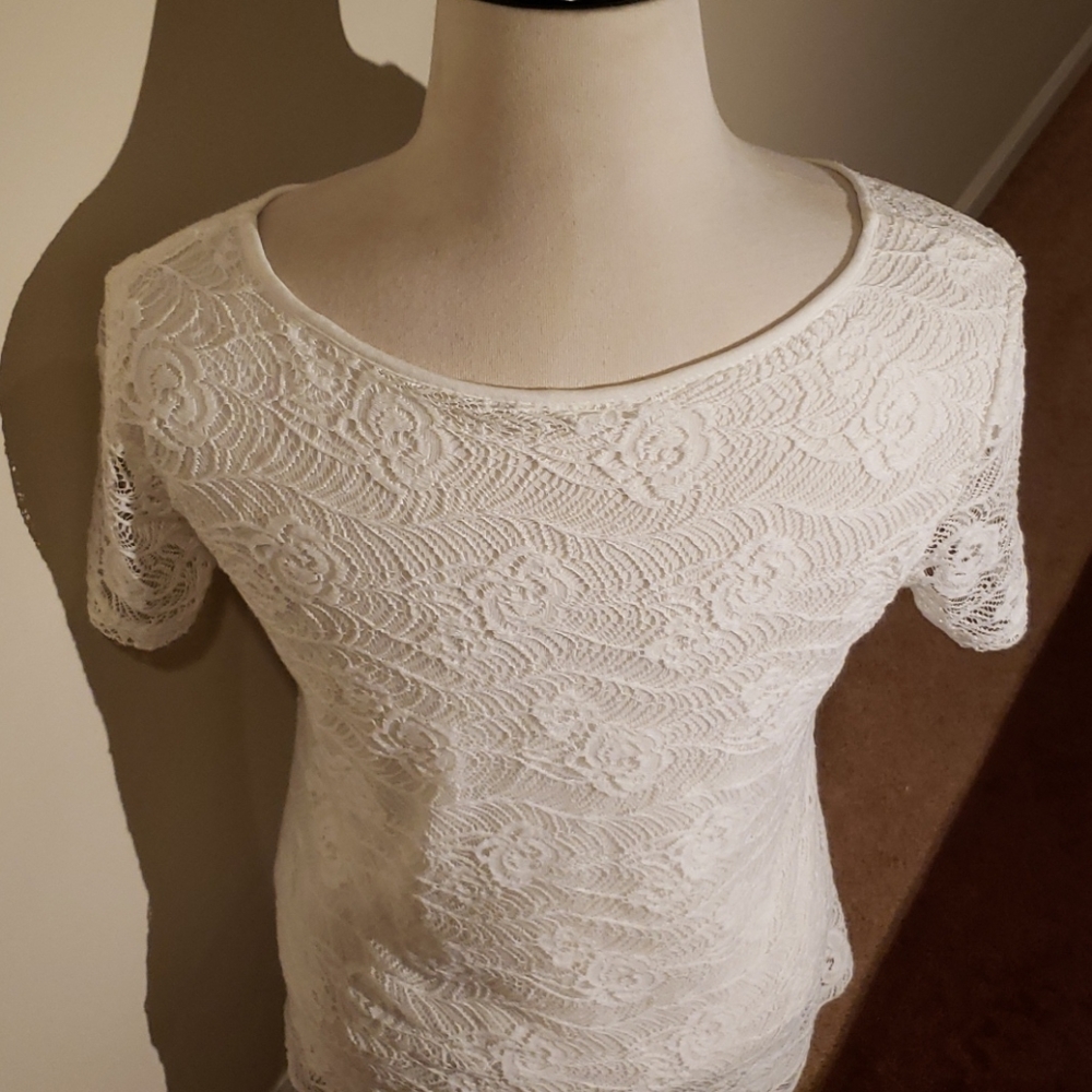 White Top - Picture 8 of 16